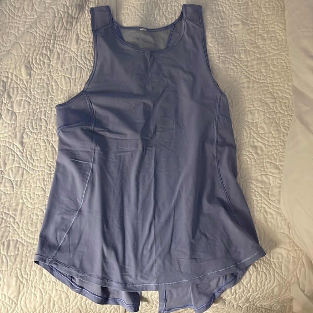 Lululemon tank